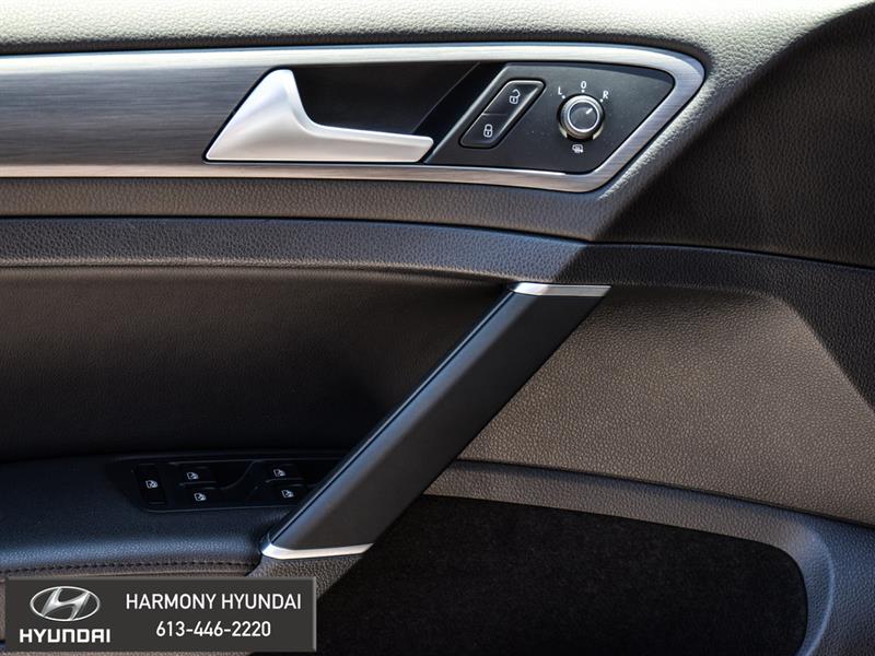 Volkswagen e-Golf 22