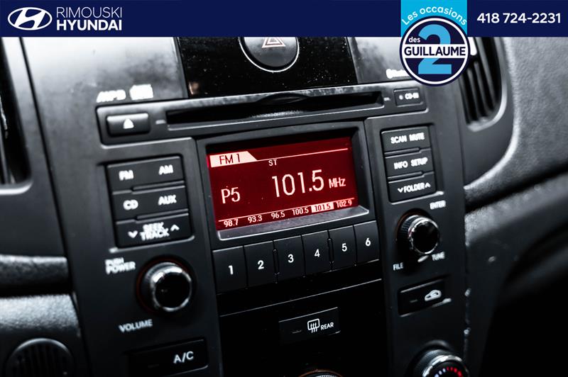 kia Forte 5-Door 2012 - 17