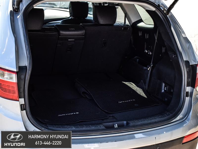 Hyundai Santa Fe XL 28