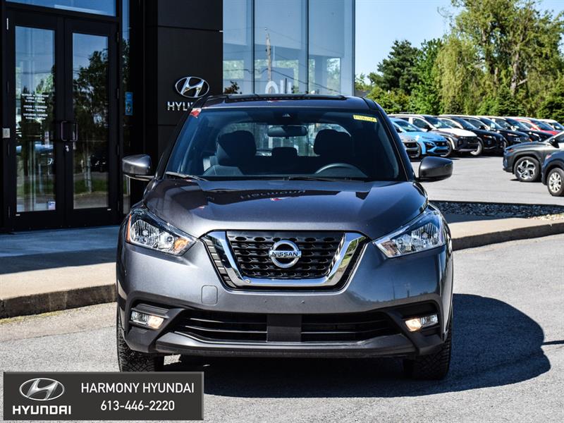 Nissan Kicks 2