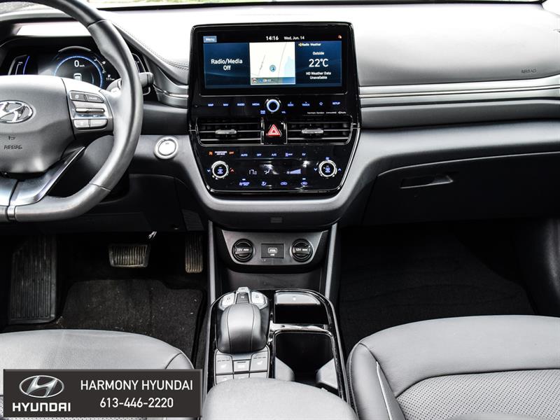 Hyundai Ioniq 17