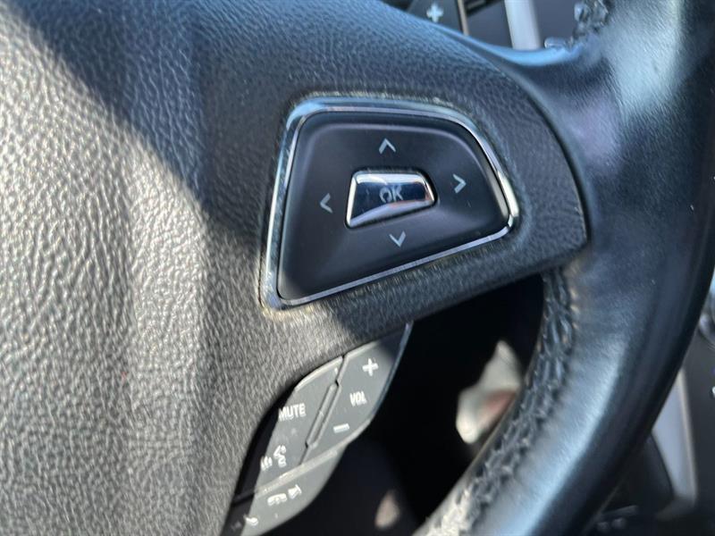 lincoln MKC 2017 - 14