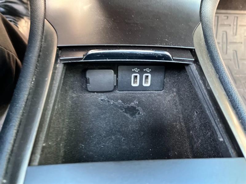 lincoln MKC 2017 - 21