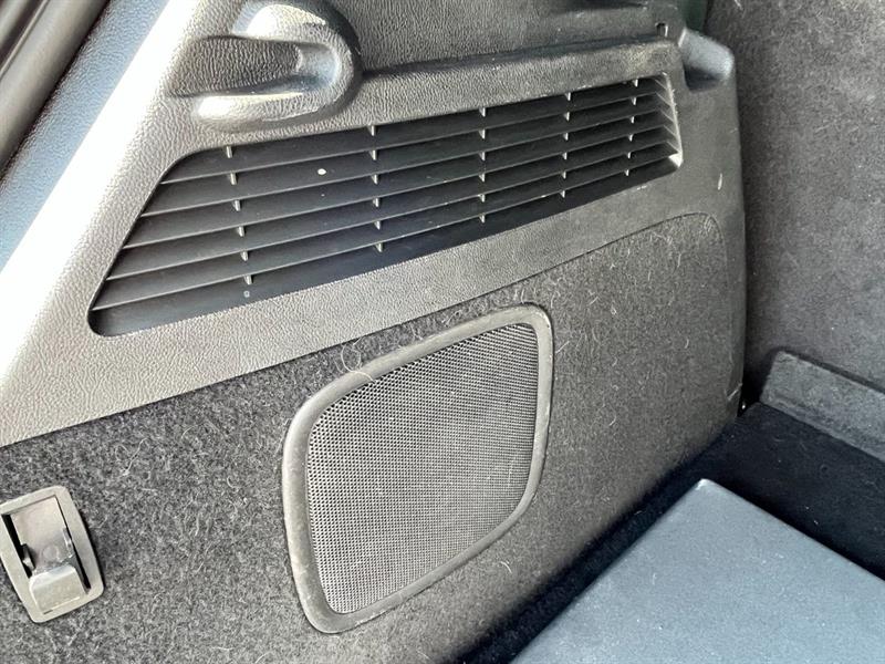 lincoln MKC 2017 - 30