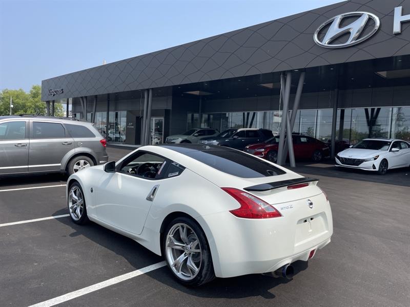 Nissan 370Z 3
