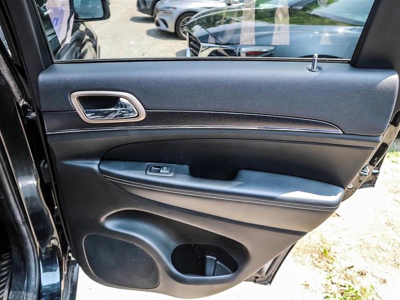 Jeep Grand Cherokee 20