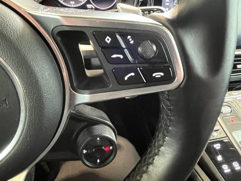 porsche Cayenne 2019 - 22