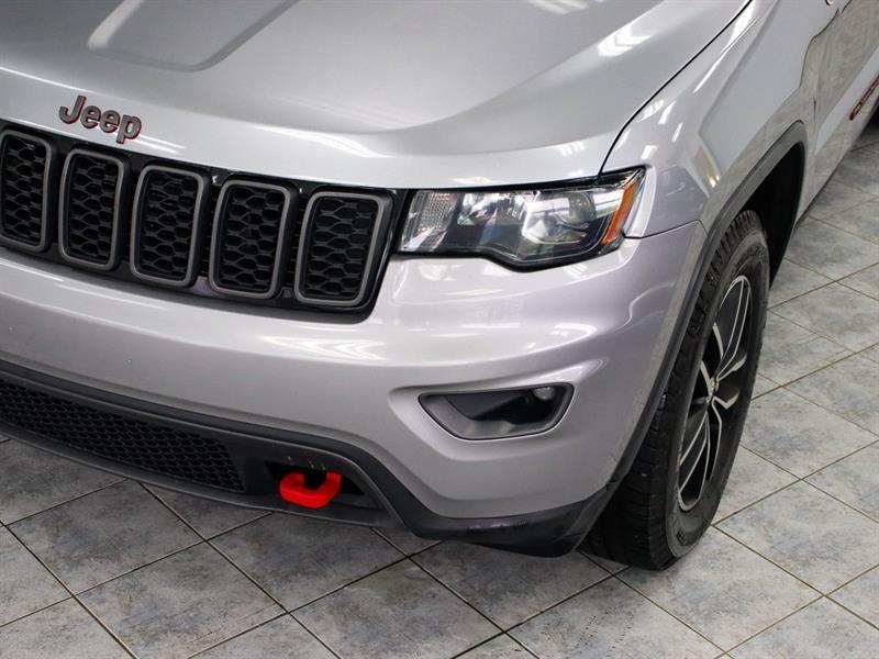 Jeep Grand Cherokee 8