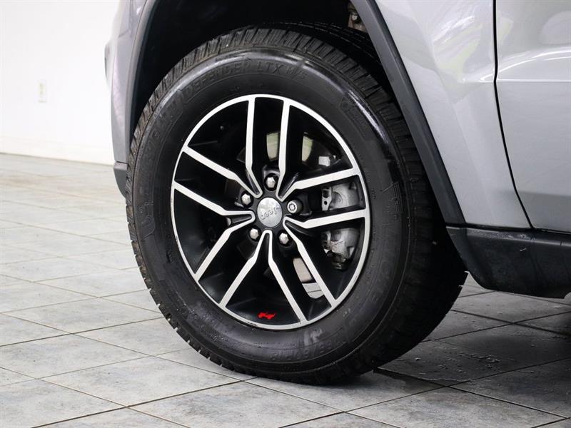 Jeep Grand Cherokee 9