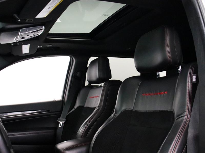 Jeep Grand Cherokee 16