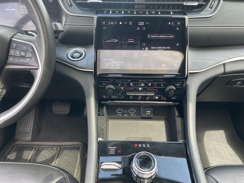 Jeep Grand Cherokee 20