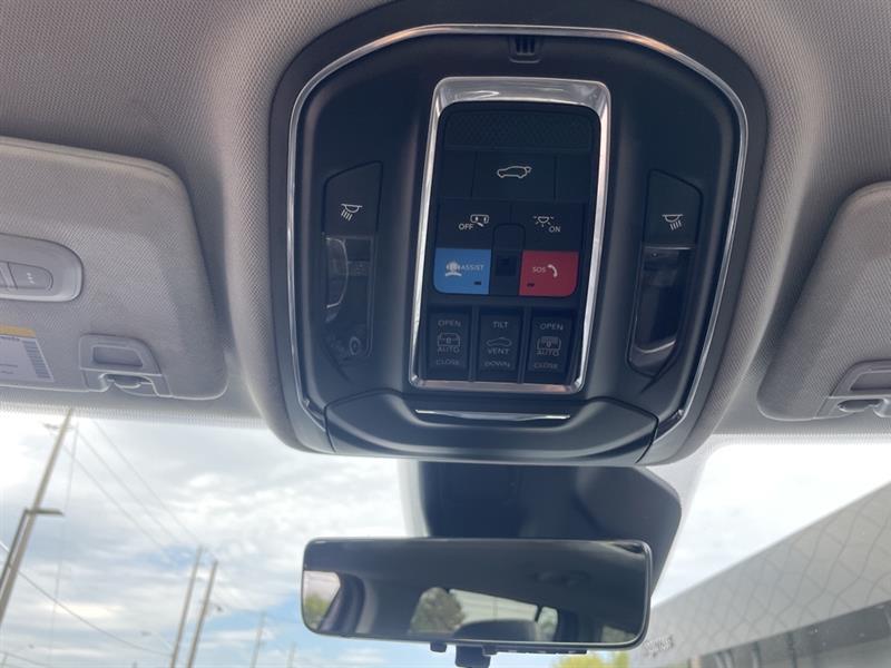 Jeep Grand Cherokee 21