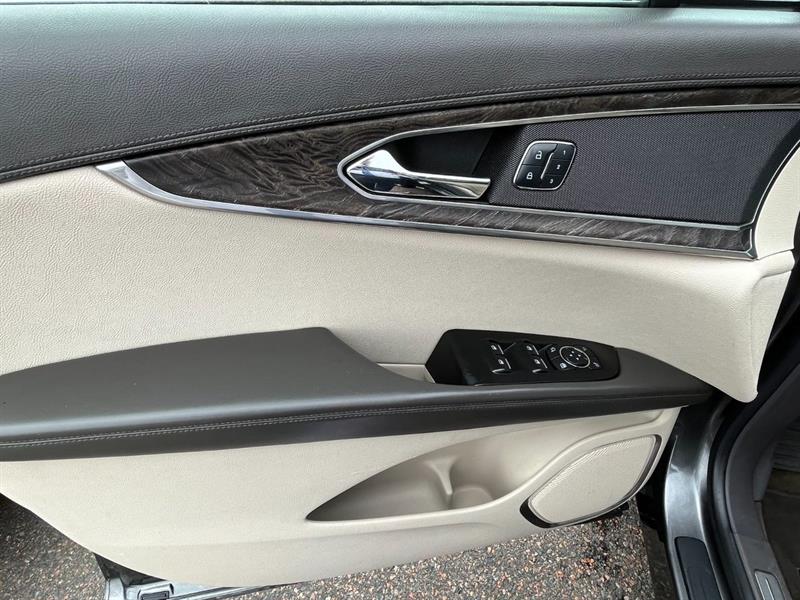 lincoln MKX 2017 - 11