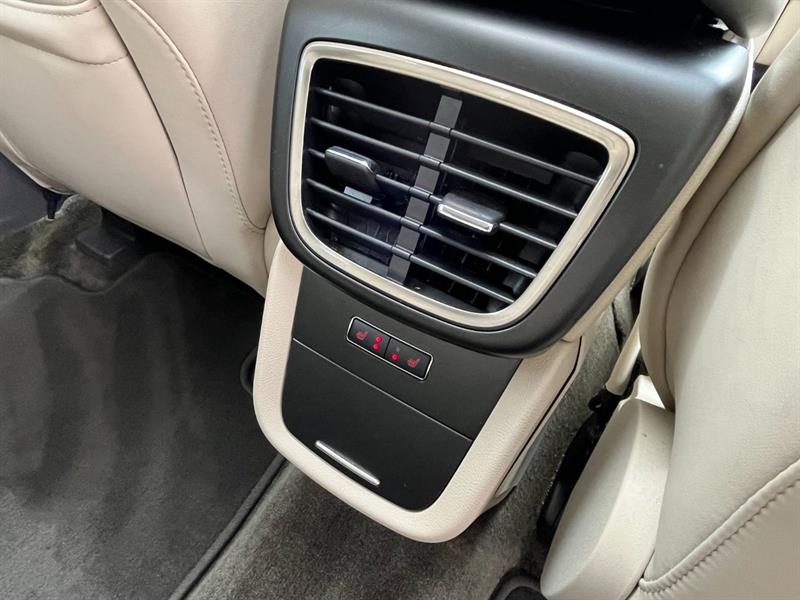 lincoln MKX 2017 - 29