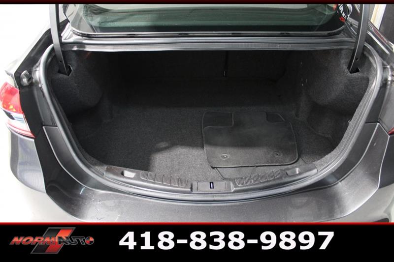 ford Fusion 2018 - 12