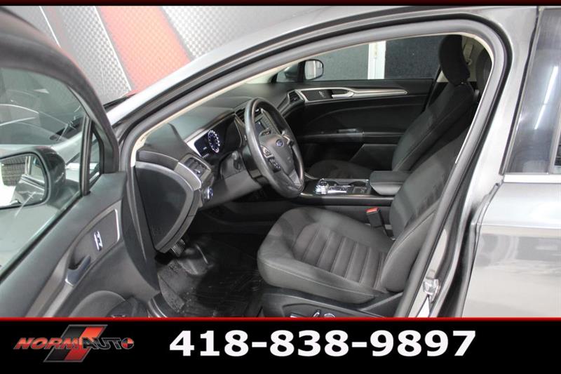 ford Fusion 2018 - 17