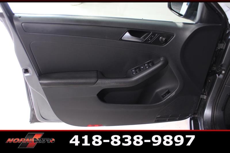 volkswagen Jetta 2015 - 13