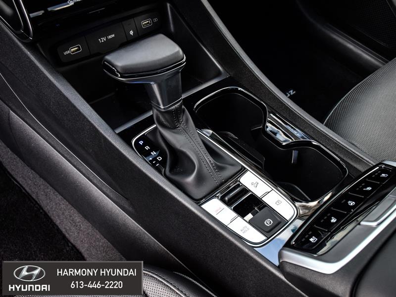 Hyundai Santa Cruz 25