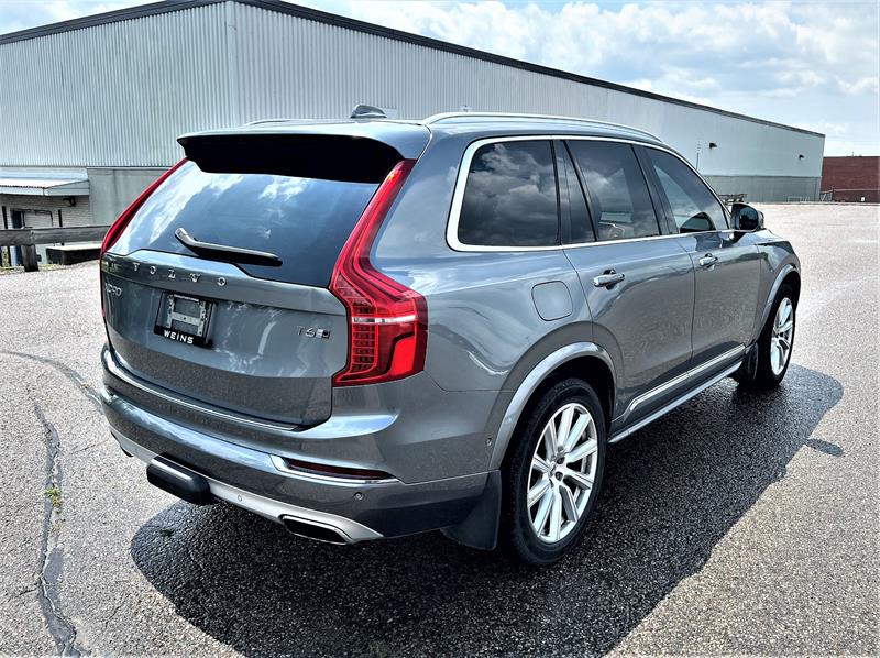 Volvo XC90 6