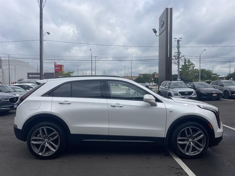 Cadillac XT4 6