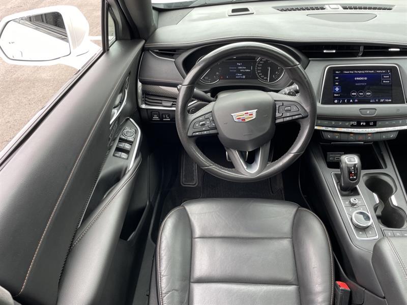 Cadillac XT4 20