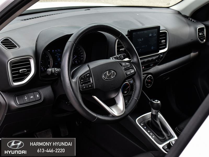 Hyundai Venue 10