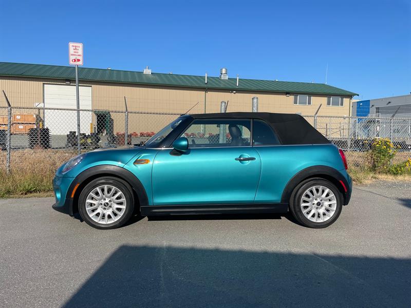 MINI Cooper Convertible 3
