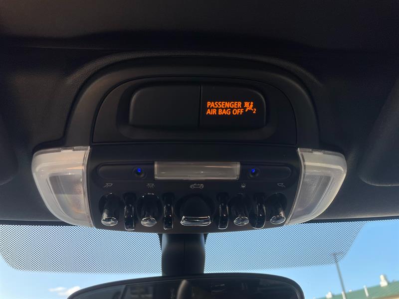 MINI Cooper Convertible 10