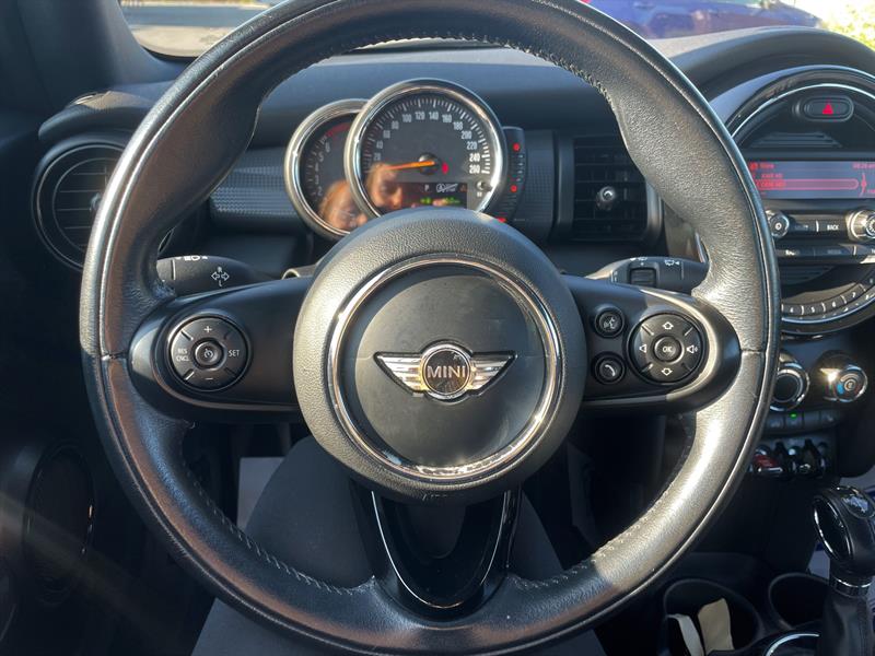 MINI Cooper Convertible 18