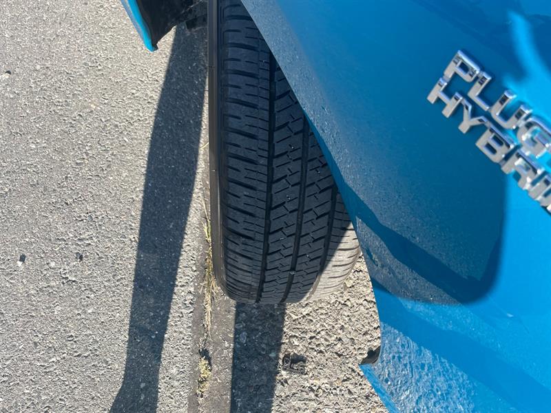 Toyota Prius Prime 7