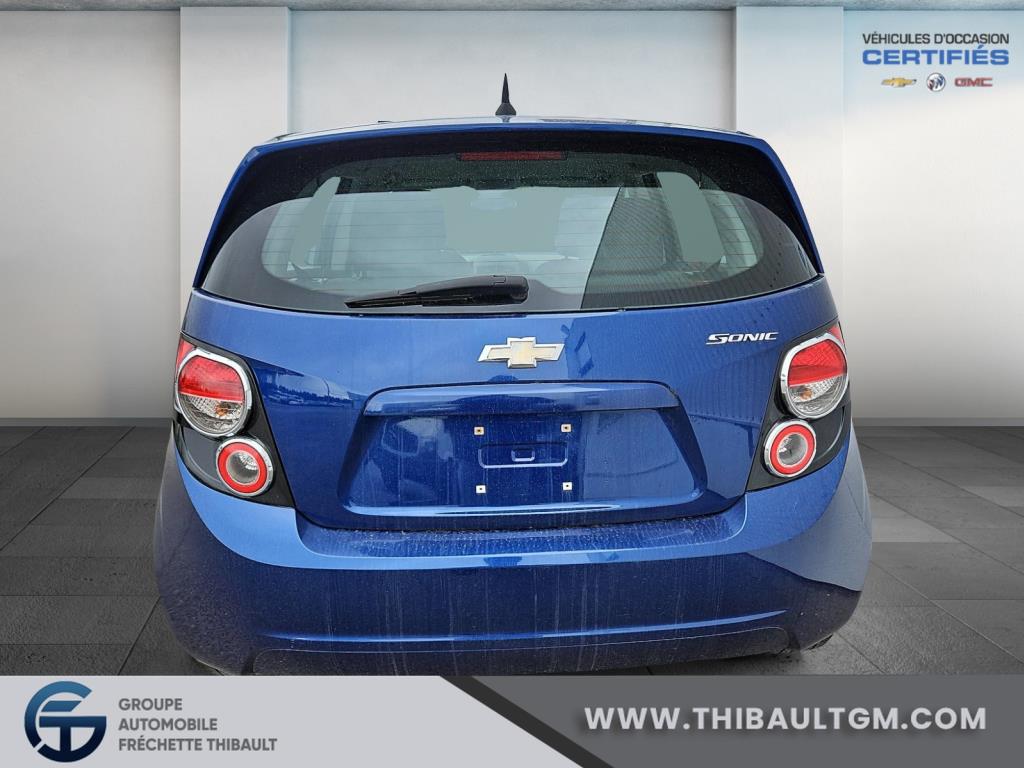 Chevrolet Sonic 3