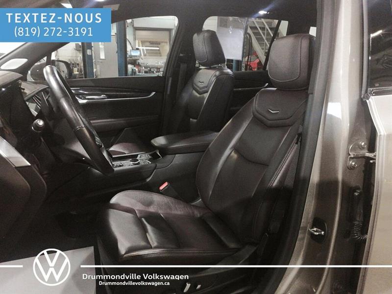 cadillac XT6 2022 - 12