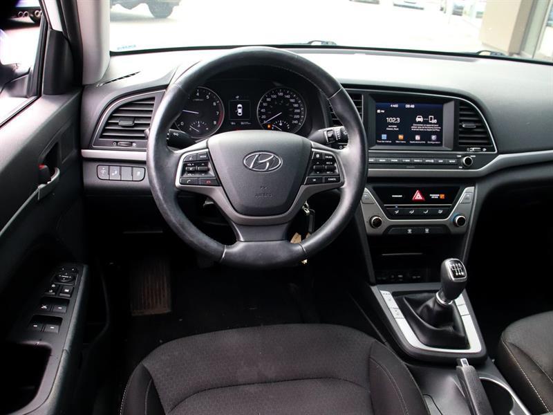 Hyundai Elantra 6