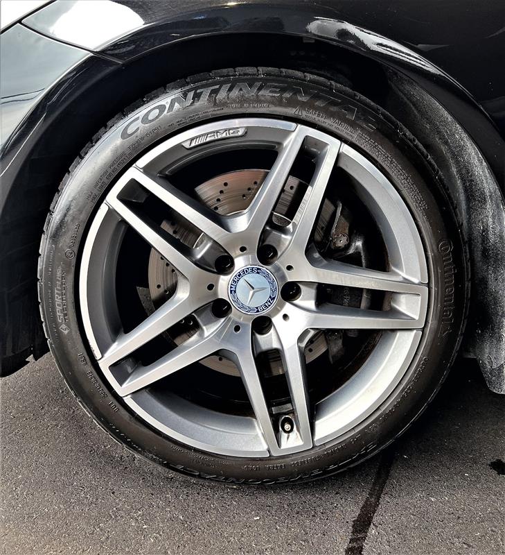 Mercedes-Benz E-Class 16