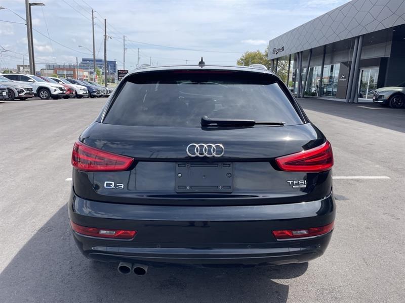 Audi Q3 4