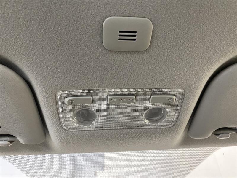 toyota Prius c 2013 - 18