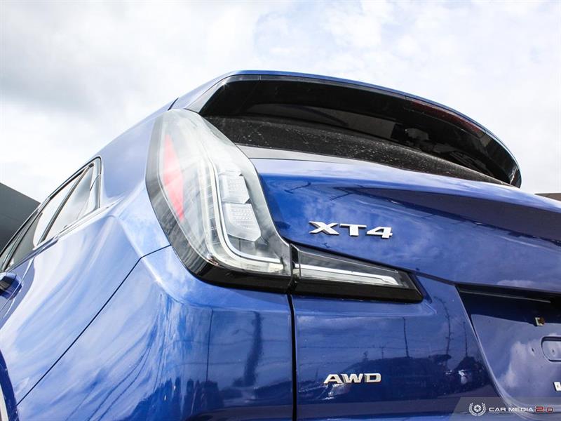 Cadillac XT4 12