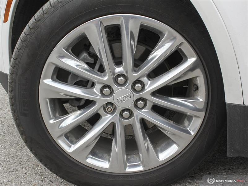 Cadillac XT5 6