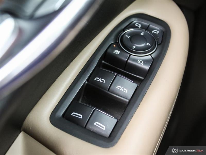 Cadillac XT5 17