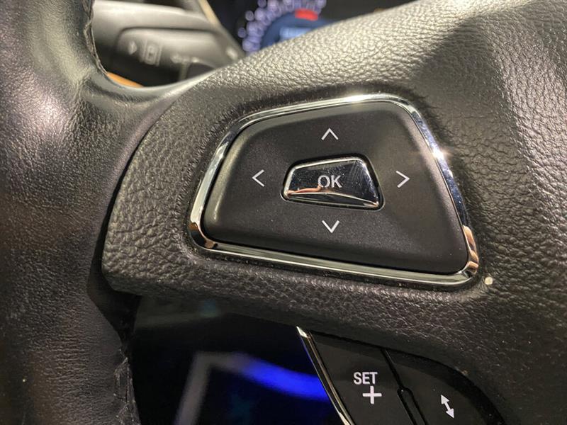 lincoln MKC 2016 - 10