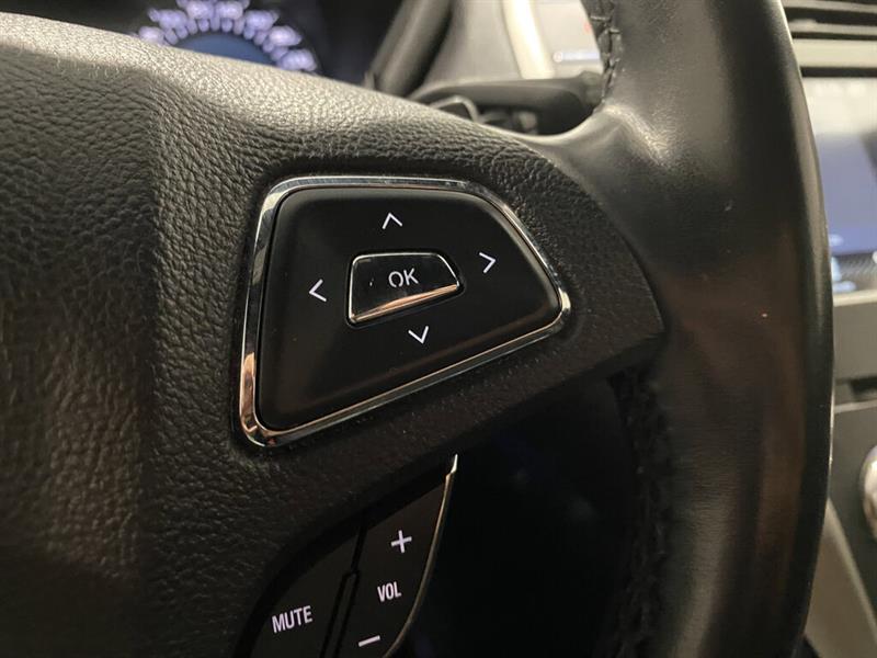 lincoln MKC 2016 - 11