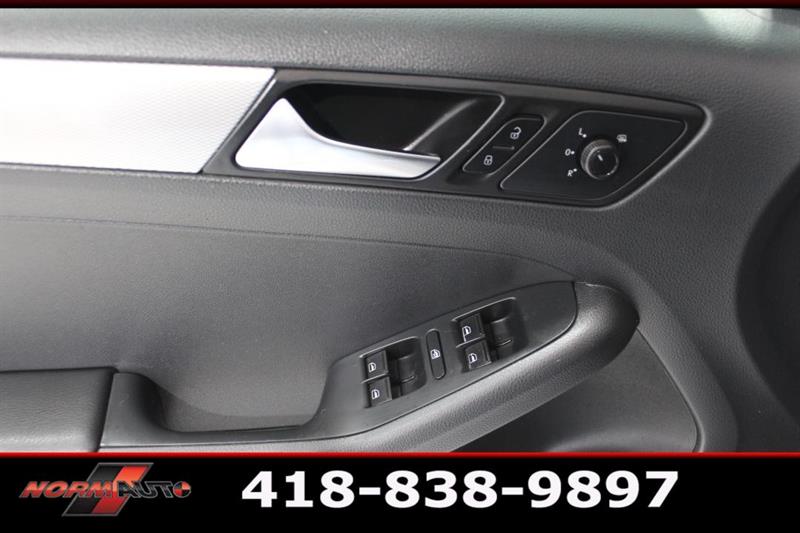 volkswagen Jetta 2015 - 12