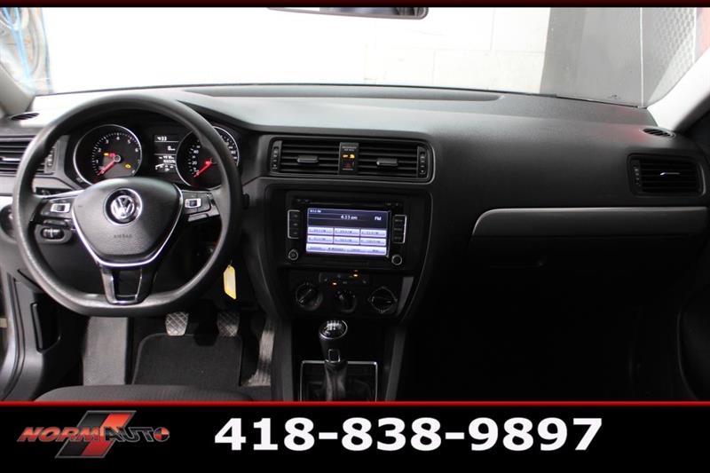 volkswagen Jetta 2015 - 16