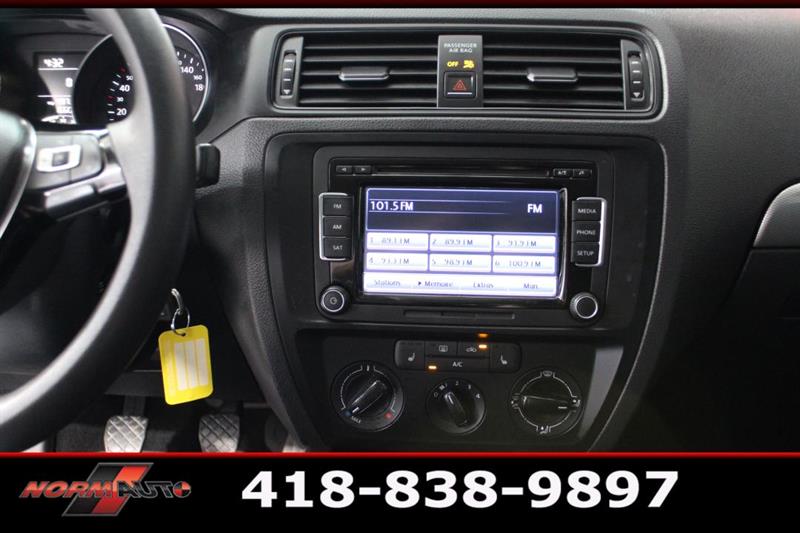 volkswagen Jetta 2015 - 21