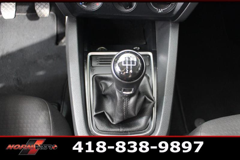 volkswagen Jetta 2015 - 24