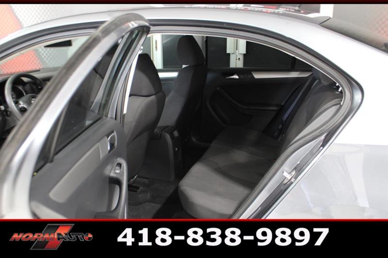volkswagen Jetta 2015 - 26