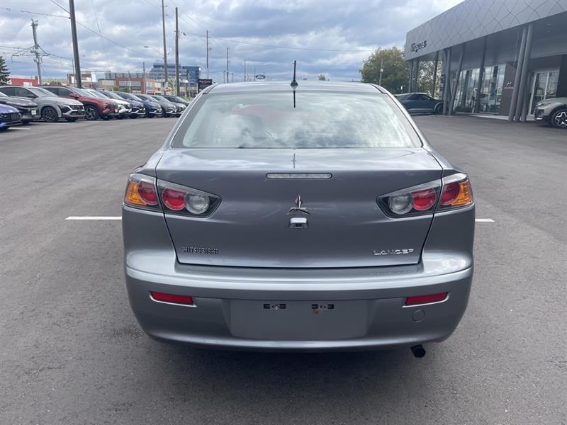 Mitsubishi Lancer 4