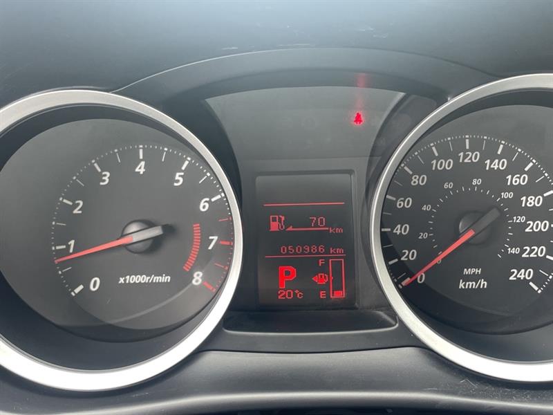 Mitsubishi Lancer 13