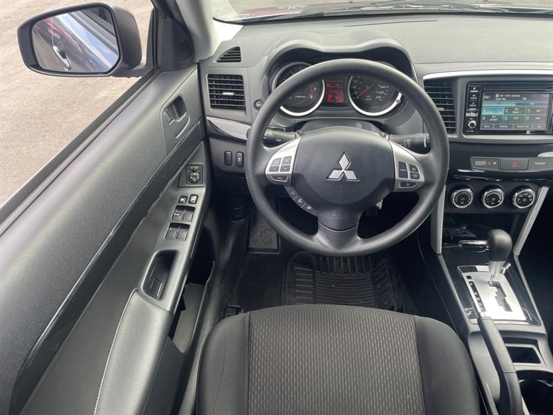 Mitsubishi Lancer 18