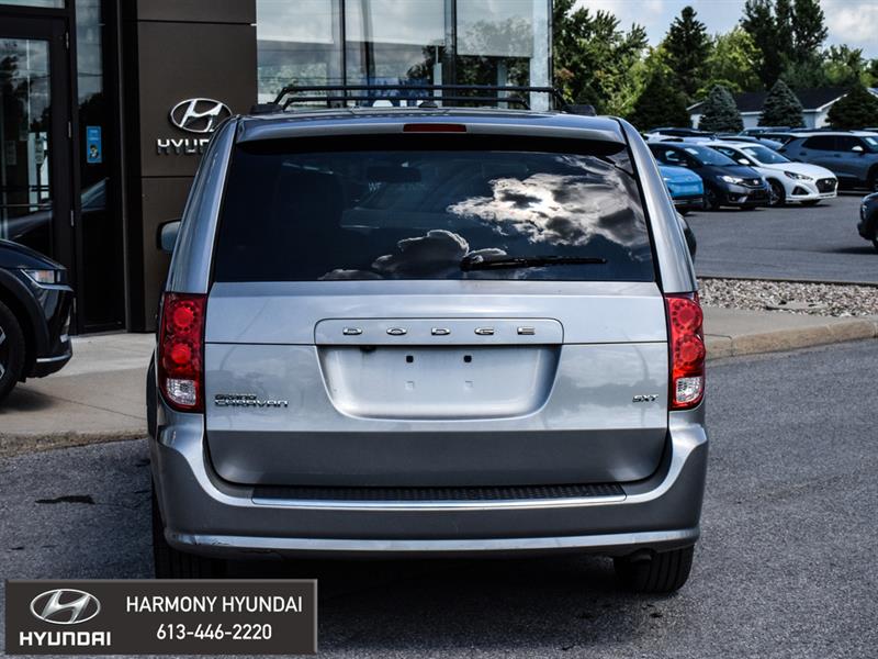 Dodge Grand Caravan 5